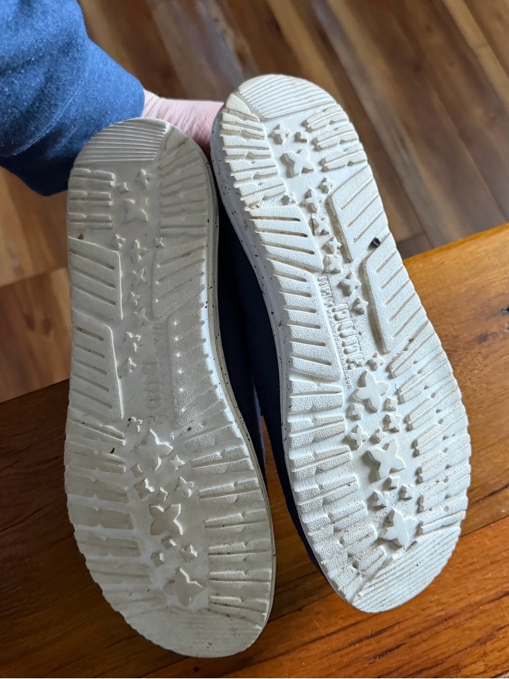 Women’s size 10 hey dudes worn once - Picture 5 of 6